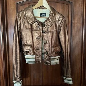 Dolce&Gabbana women leather jacket. Size IT. 40 in a good condition.